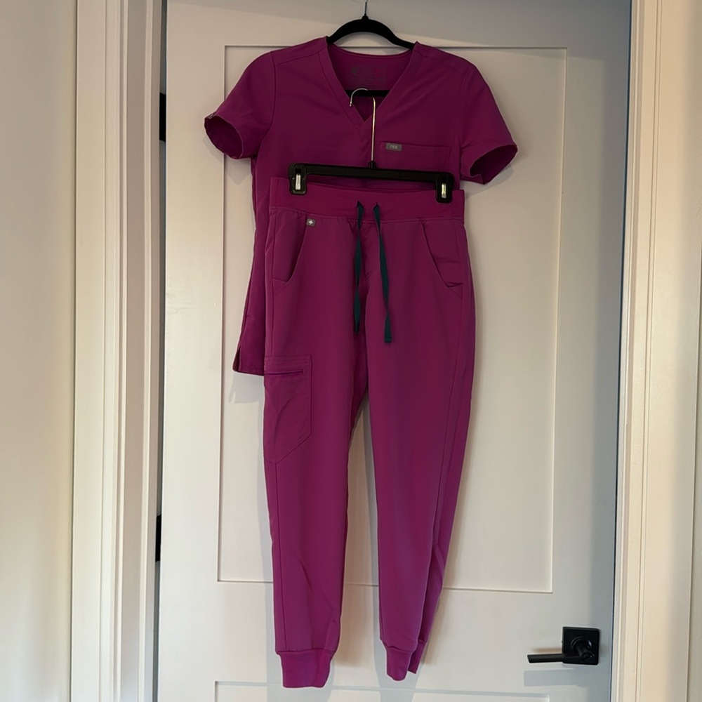 Figs xxs Caterina top & xsp Zambora bottoms